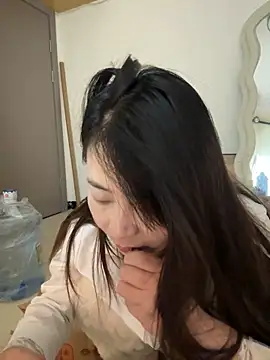 Snapshot of jinj-a chatting on 03/14/25, 12:51 jinj-a online show from 03/14/25, 12:51