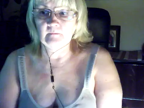 Violet5364 online show from 11/17/25, 08:58