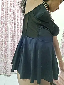 Snapshot of Jassi_Does chatting on 02/18/26, 09:55 Jassi Does online show from 02/18/26, 09:55