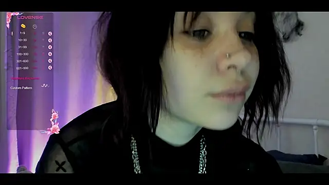 Snapshot of marynixoxo chatting on 11/01/25, 06:59 marynixoxo online show from 11/01/25, 06:59