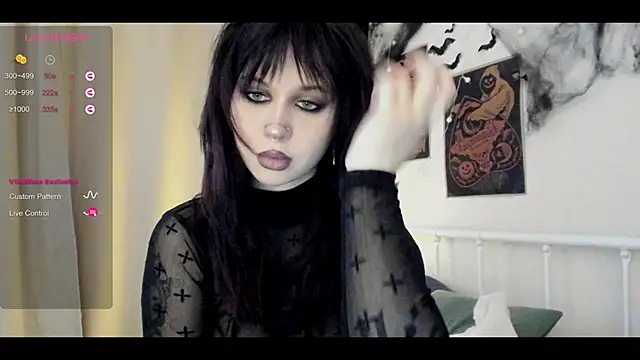 Snapshot of marynixoxo chatting on 11/06/25, 03:51 marynixoxo online show from 11/06/25, 03:51