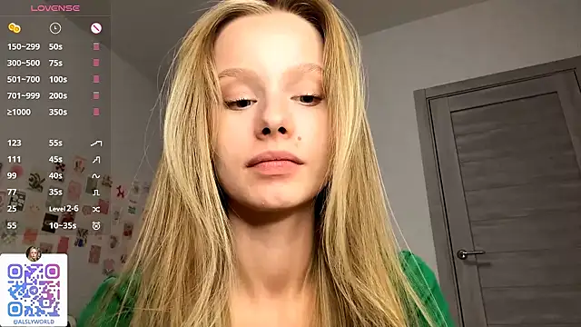 BeckyDwinell online show from 09/18/25, 04:20