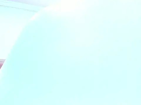 Snapshot of emma_purple_ chatting on 11/16/25, 05:29 emma purple online show from 11/16/25, 05:29