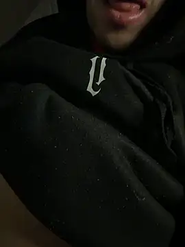 yaxxx03 online show from 10/17/25, 03:36