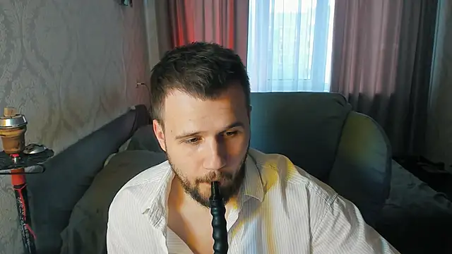 Snapshot of Vladik_b chatting on 05/25/26, 05:30 Vladik b online show from 05/25/26, 05:30