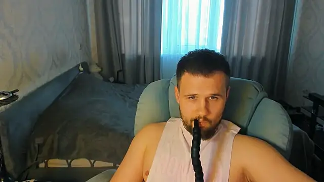 Snapshot of Vladik_b chatting on 06/16/26, 05:15 Vladik b online show from 06/16/26, 05:15