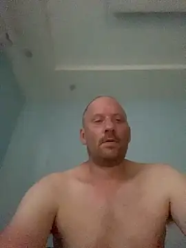 Snapshot of Krzysiekg123 chatting on 10/03/25, 04:15 Krzysiekg123 online show from 10/03/25, 04:15