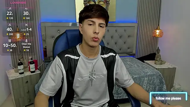 Estiv18  online show from 11/30/25, 02:48