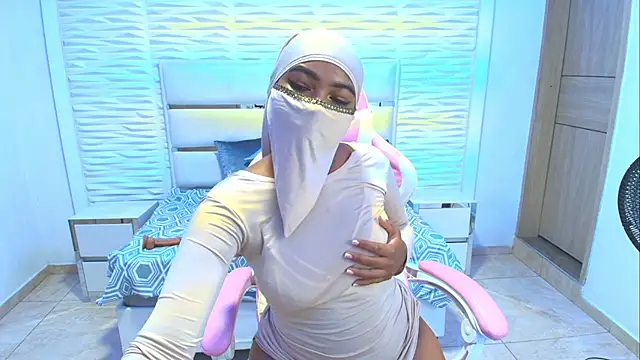 Zafira kazenn online show from 02/14/25, 06:02