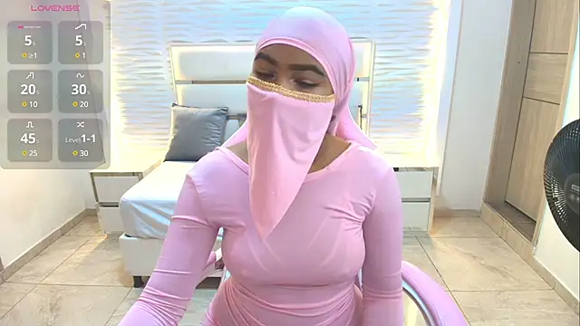 Zafira kazenn online show from 02/27/25, 02:21