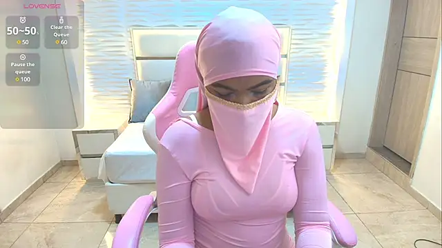 Zafira kazenn online show from 03/04/25, 02:17