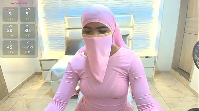 Zafira kazenn online show from 03/05/25, 02:14