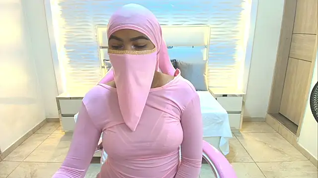 Zafira kazenn online show from 03/10/25, 06:38