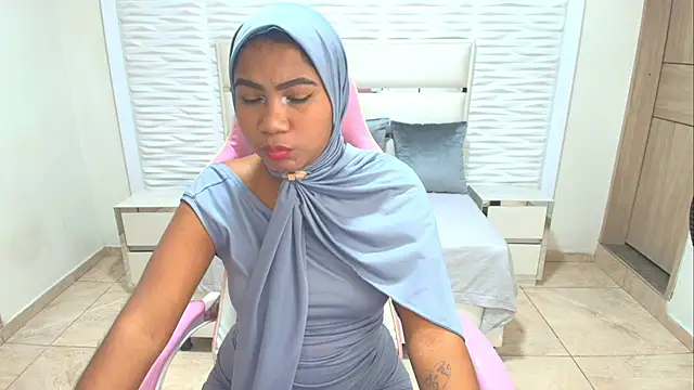 Zafira kazenn online show from 03/15/25, 02:14