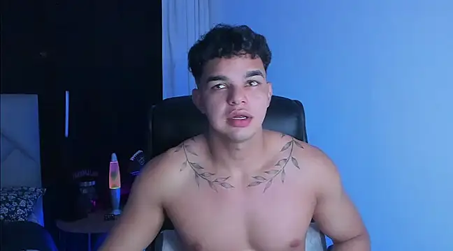 Snapshot of samm_sv chatting on 03/19/25, 04:14 samm sv online show from 03/19/25, 04:14