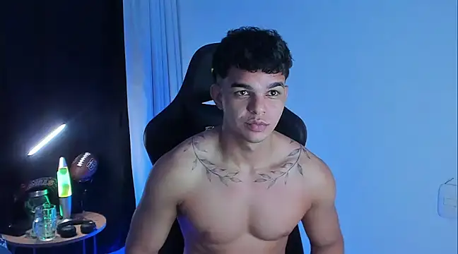 Snapshot of samm_sv chatting on 03/23/25, 06:58 samm sv online show from 03/23/25, 06:58