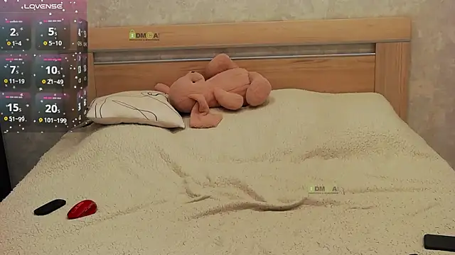 Rae Lindy online show from 11/26/25, 03:40