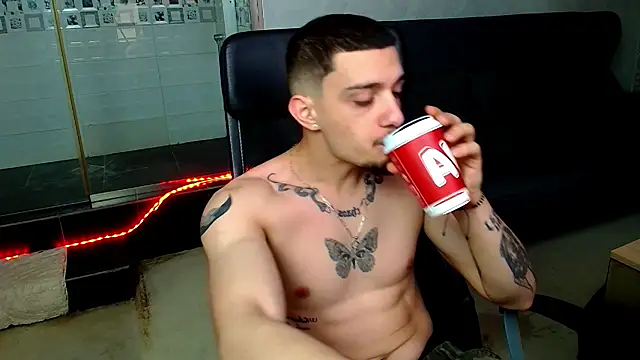 OscarGriffin online show from 03/02/25, 05:23