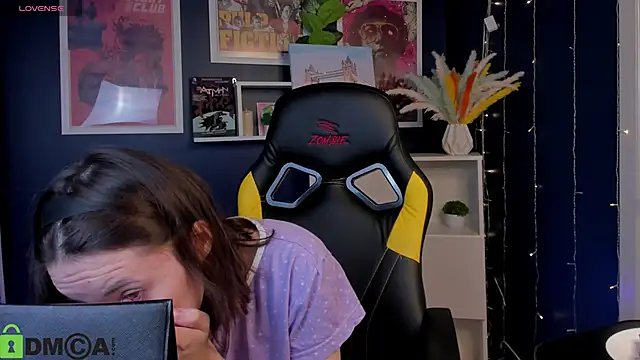 Chio Mio online show from 10/10/25, 02:21