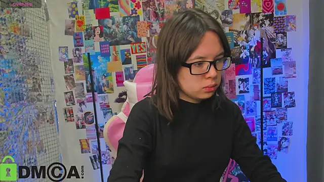 Chio Mio online show from 10/14/25, 01:50