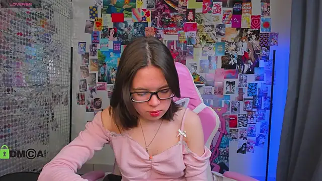 Chio Mio online show from 10/19/25, 01:50