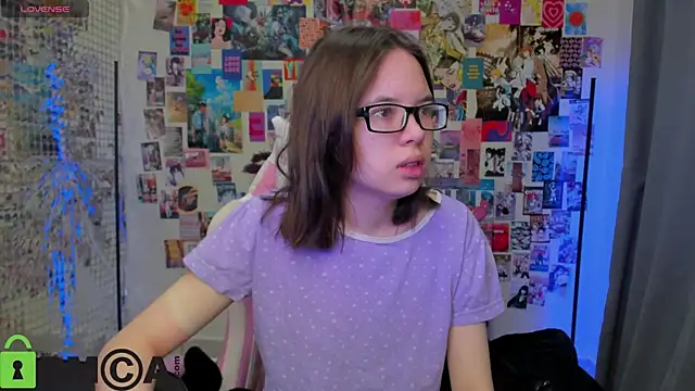 Chio Mio online show from 10/22/25, 02:23