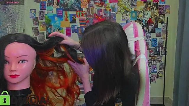 Chio Mio online show from 10/30/25, 01:51