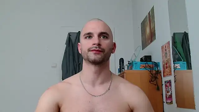 Snapshot of OskarBreno chatting on 05/24/26, 02:33 OskarBreno online show from 05/24/26, 02:33