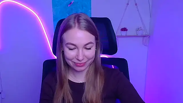 Snapshot of Dana_flowers chatting on 12/01/25, 06:29 Dana flowers online show from 12/01/25, 06:29