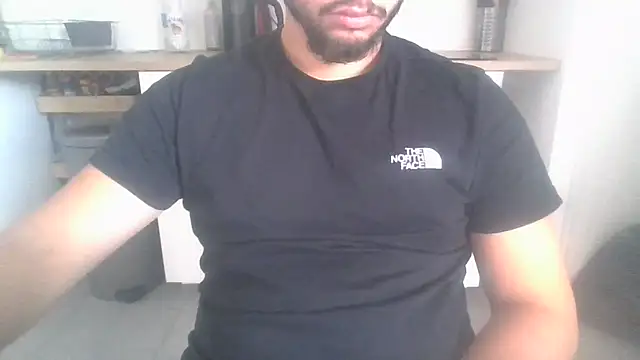 Snapshot of nxnd3525 chatting on 11/07/25, 10:15 nxnd3525 online show from 11/07/25, 10:15