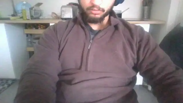 Snapshot of nxnd3525 chatting on 11/22/25, 01:21 nxnd3525 online show from 11/22/25, 01:21