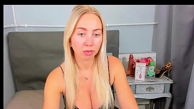 MargaritaRose online show from 07/28/26, 02:35