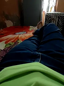 urrubybaby online show from 09/25/25, 07:45