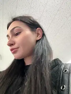 Snapshot of lunalovelee chatting on 09/28/25, 02:00 lunalovelee online show from 09/28/25, 02:00