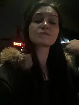 Snapshot of lunalovelee chatting on 10/11/25, 05:33 lunalovelee online show from 10/11/25, 05:33