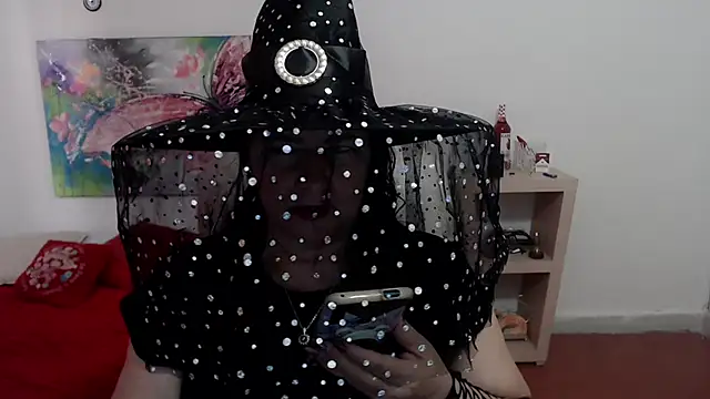 Snapshot of leonela_69 chatting on 10/31/25, 09:27 leonela 69 online show from 10/31/25, 09:27