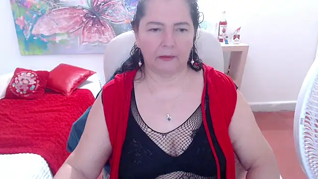Snapshot of leonela_69 chatting on 11/23/25, 02:33 leonela 69 online show from 11/23/25, 02:33