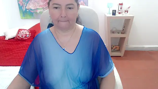 Snapshot of leonela_69 chatting on 11/29/25, 03:31 leonela 69 online show from 11/29/25, 03:31