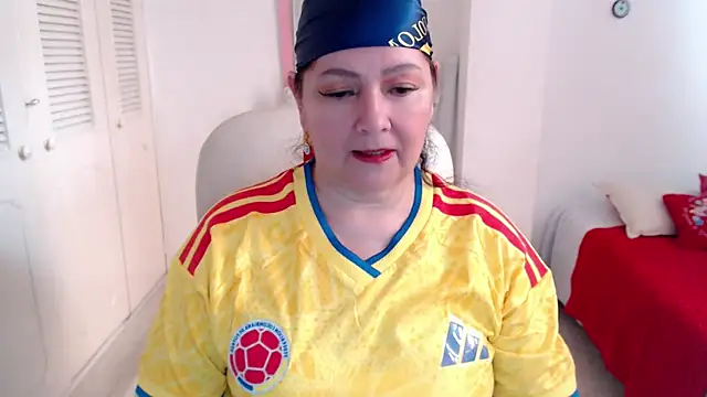 leonela 69 online show from 06/17/26, 08:32
