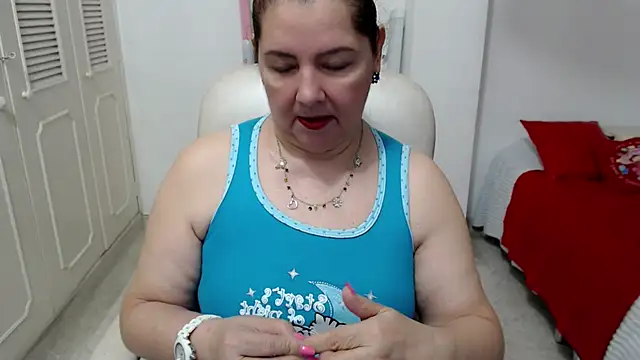 leonela 69 online show from 06/18/26, 10:58