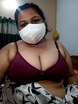 Snapshot of Meryl_Stripppp chatting on 02/23/25, 06:45 Meryl Stripppp online show from 02/23/25, 06:45