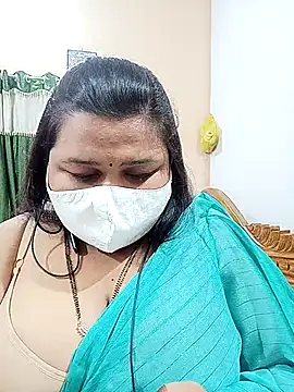 Snapshot of Meryl_Stripppp chatting on 02/26/25, 07:49 Meryl Stripppp online show from 02/26/25, 07:49