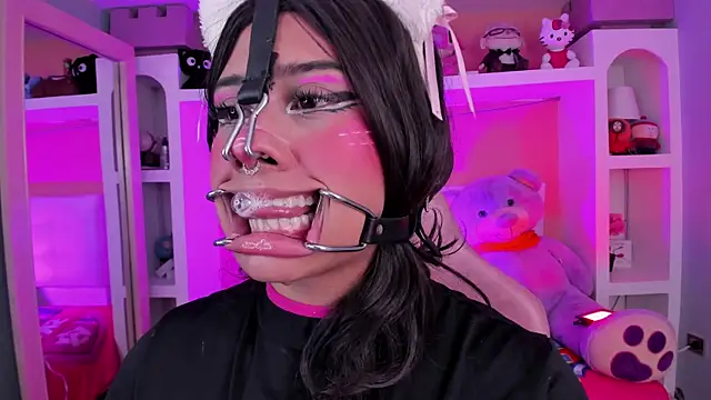 miss   megan online show from 07/28/26, 12:48