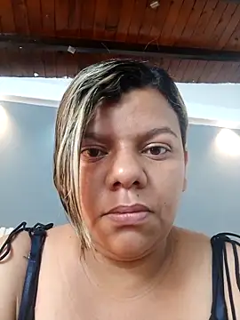 Aida-nicolle online show from 02/17/25, 12:38