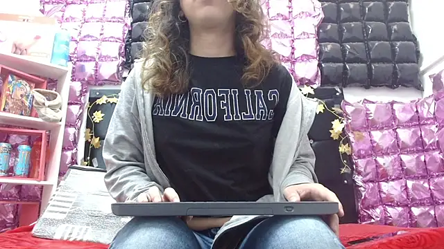 poisondost hot online show from 10/10/25, 12:15