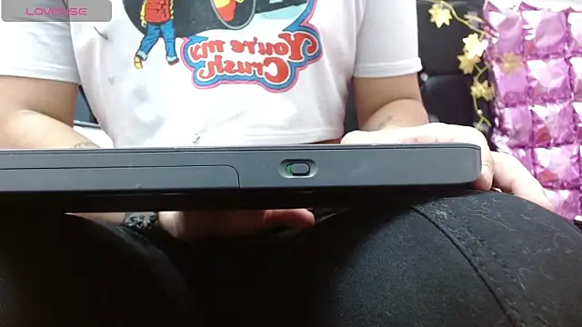 poisondost hot online show from 10/19/25, 02:18