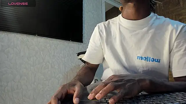 LooganX online show from 03/09/25, 07:01