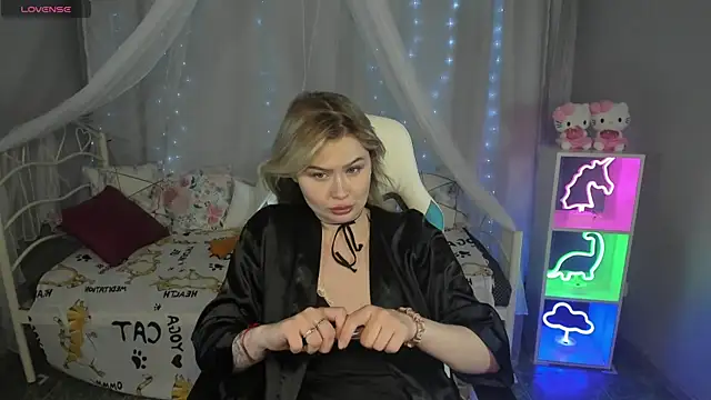 MargoBryan online show from 03/04/25, 09:11