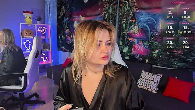 MargoBryan online show from 03/12/25, 06:44