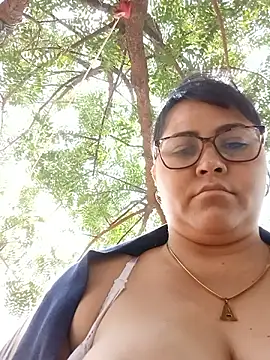 promiscuous-indecent-momm online show from 02/14/25, 04:41
